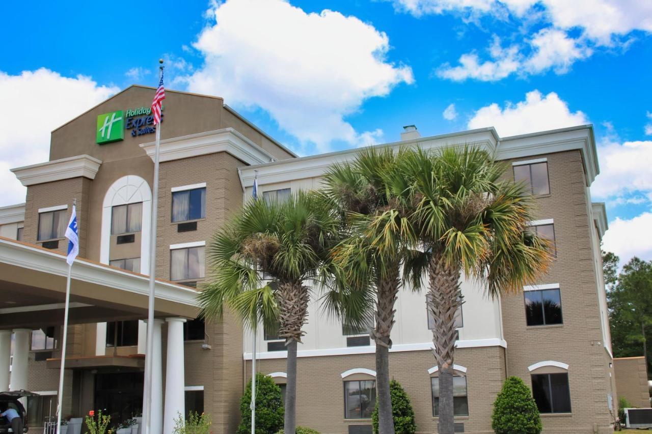Holiday Inn Express By Ihg Douglas Exterior photo