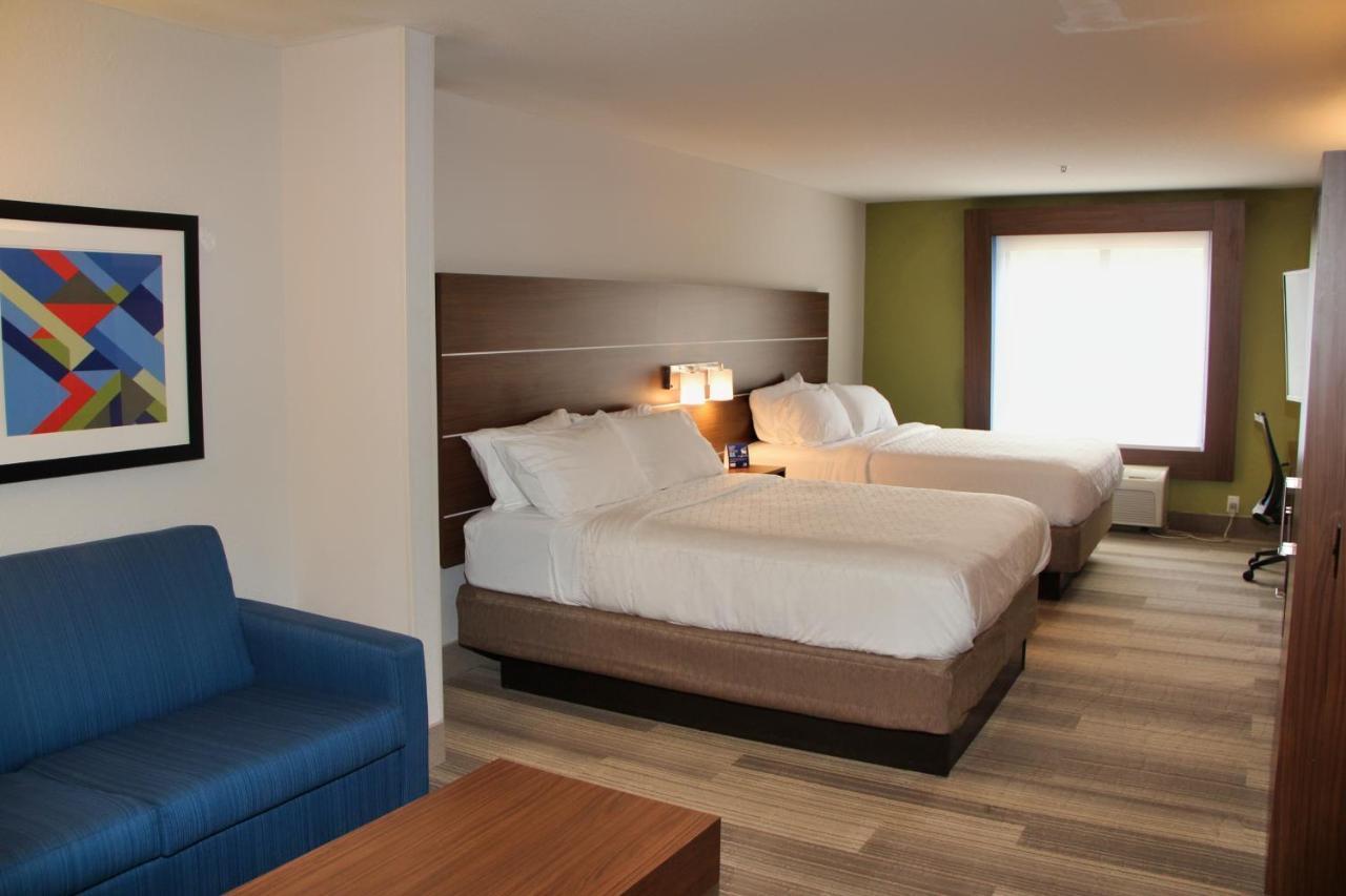 Holiday Inn Express By Ihg Douglas Exterior photo