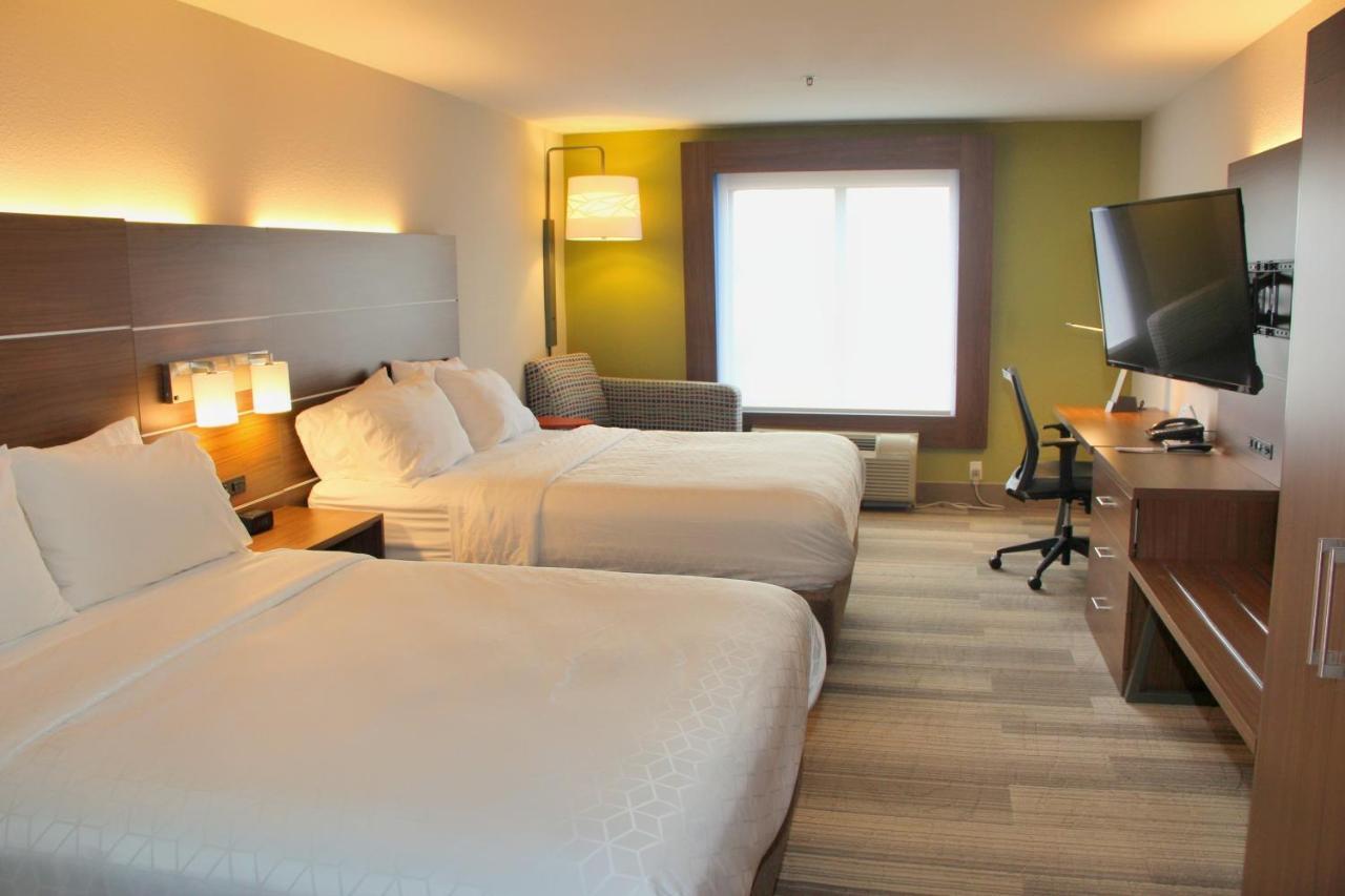 Holiday Inn Express By Ihg Douglas Exterior photo