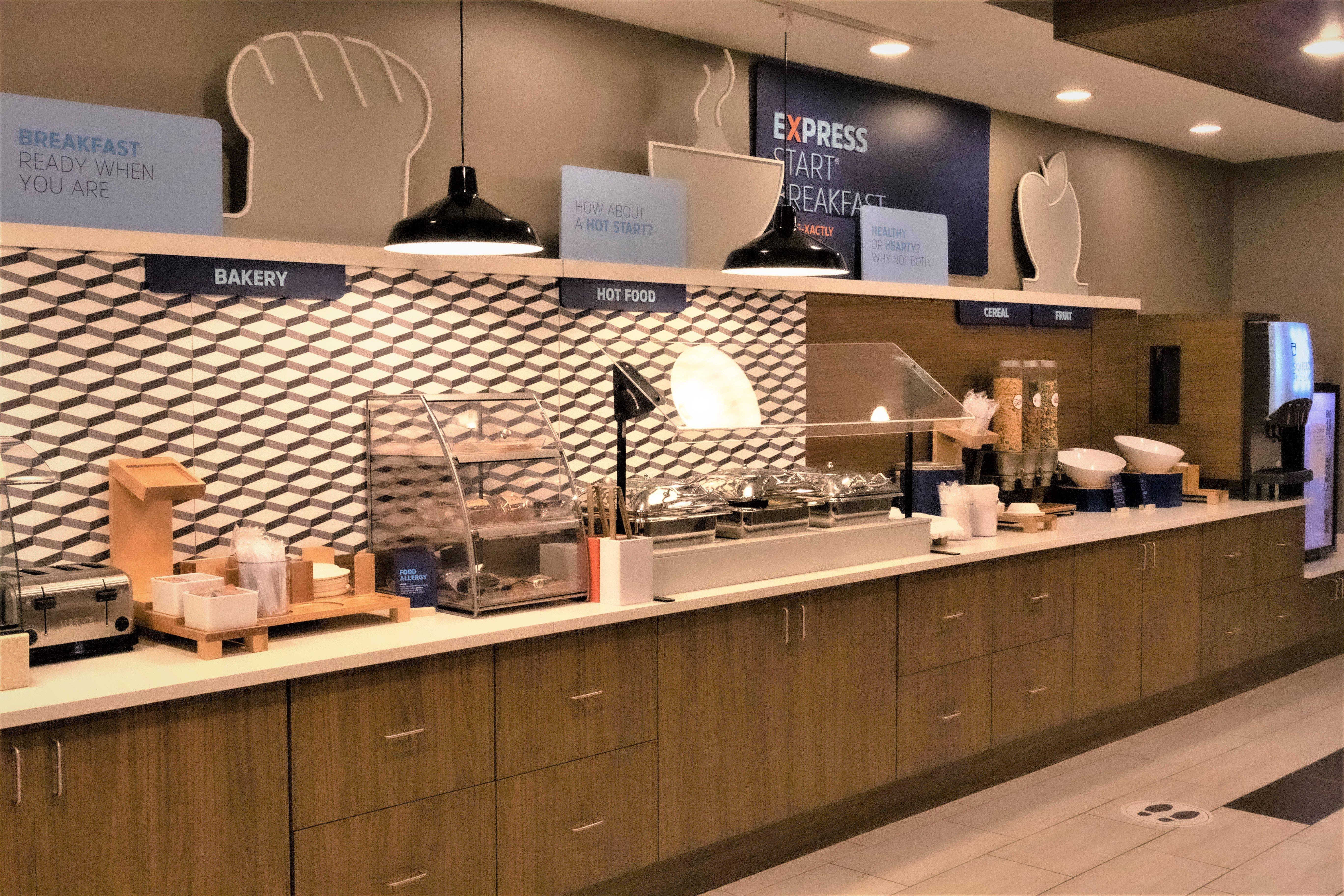 Holiday Inn Express By Ihg Douglas Exterior photo