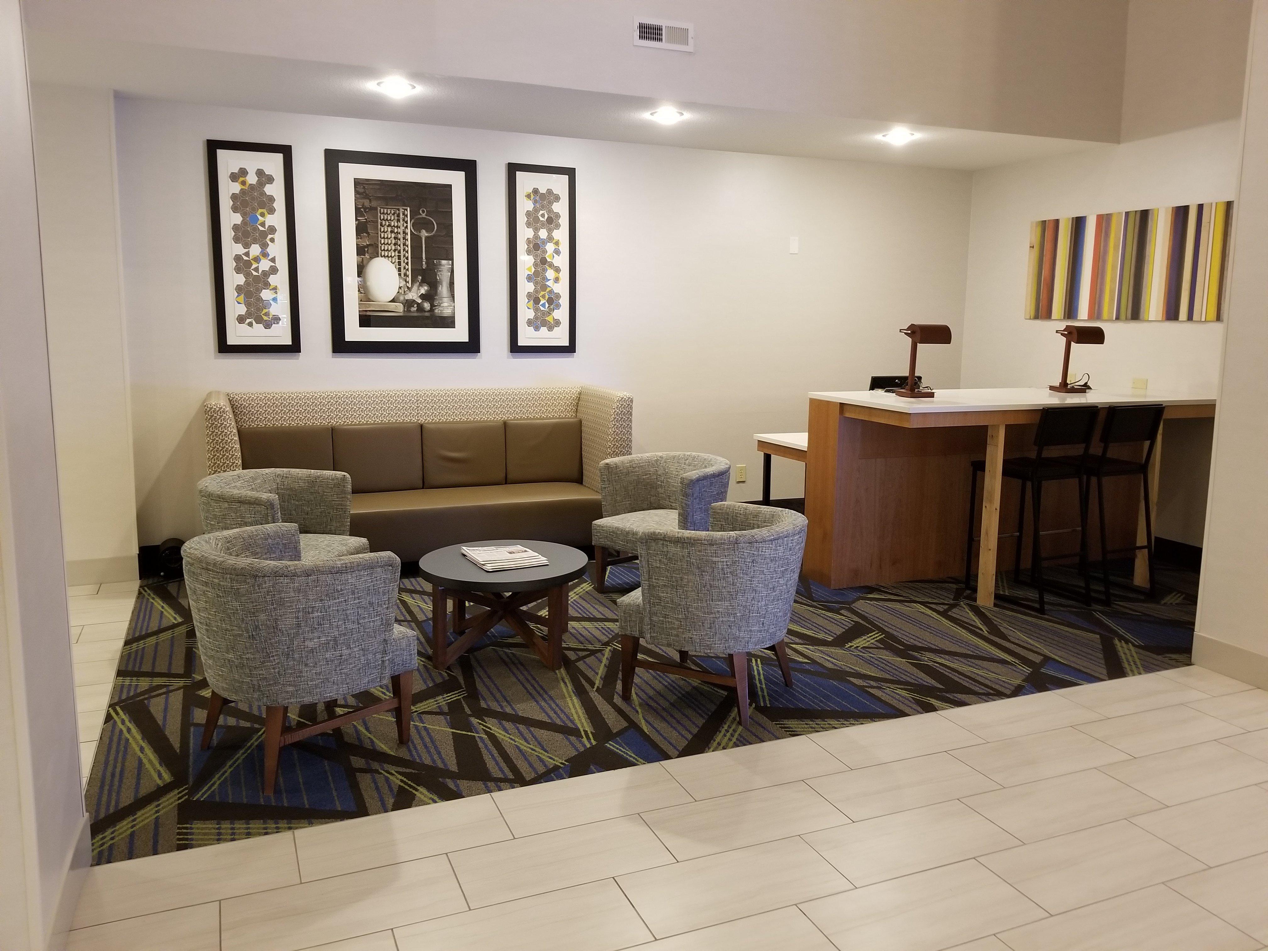 Holiday Inn Express By Ihg Douglas Exterior photo